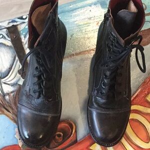 Bedstu Judgement leather boots